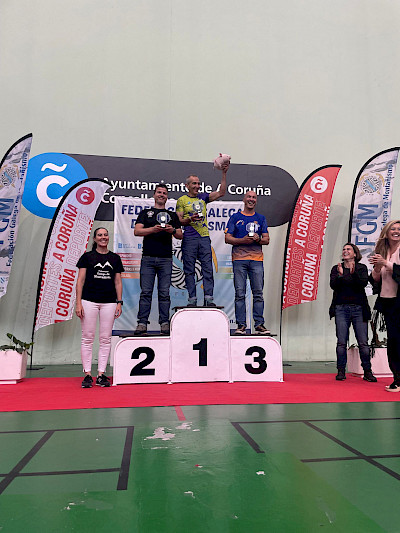 O AMI CAMPEON DE GALICIA POR CLUBS EN ESCALADA