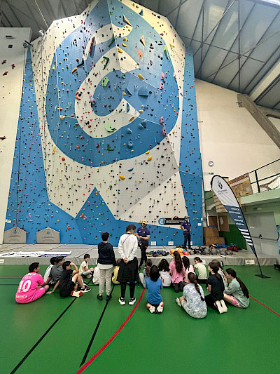 ESCALADA NA ESCOLA