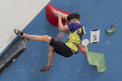 CAMPEONATO DE ESCALADA DE BLOQUE DE LA XUNTA DE GALICIA CAMPEONATO DE ESCALADA DE BLOQUE DE LA XUNTA DE GALICIA