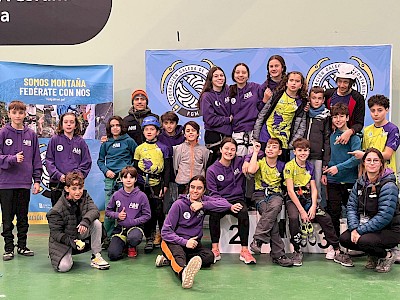 CAMPEONATO XUNTA DE GALICIA DE ESCALADA DE DIFICULTAD EN EDAD ESCOLAR CAMPEONATO XUNTA DE GALICIA DE ESCALADA DE DIFICULTAD EN EDAD ESCOLAR