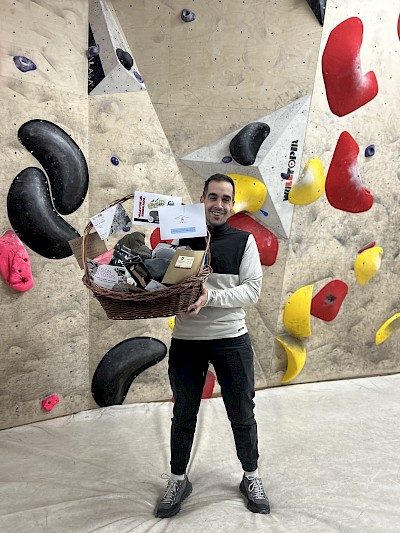 GANADOR CESTA DE NAVIDAD AMI GANADOR CESTA DE NAVIDAD AMI
