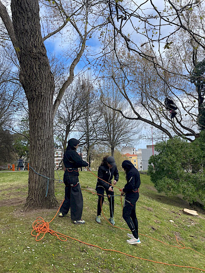 Curso formativo en escalada, maniobras y uso de nudos (COLEF)